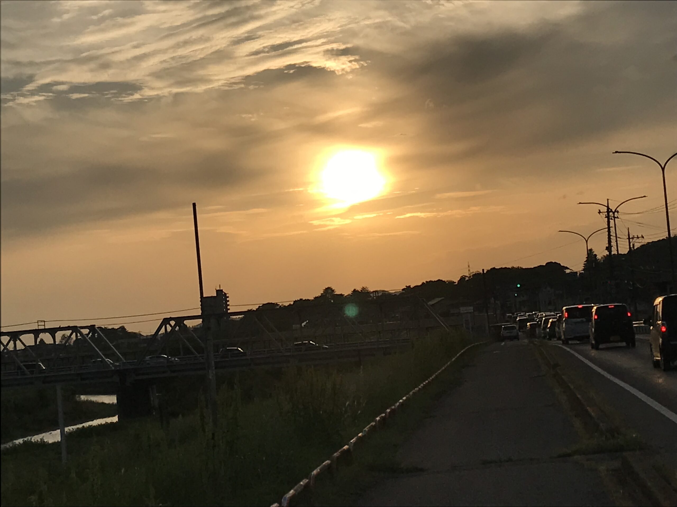 渡良瀬橋と夕日